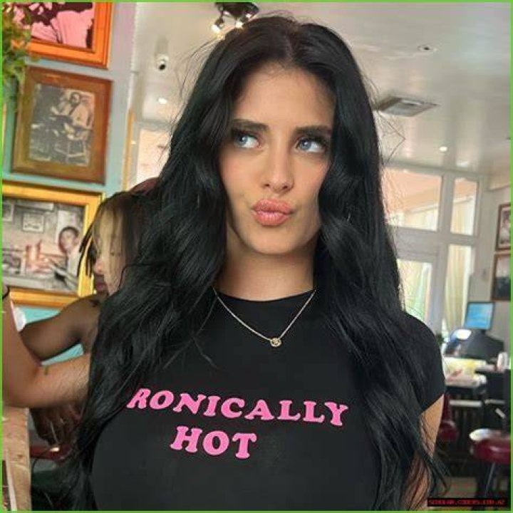 Exploring the Allure of Sondra Blush on OnlyFans